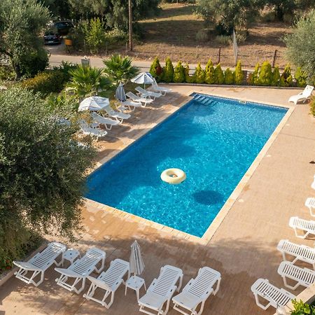 Bed and Breakfast Luca Mare Gouvia Exterior foto